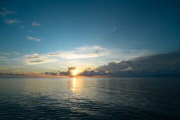 【中南财经政法大学研究生招生简章,西南政法大学2026研究生招生简章】